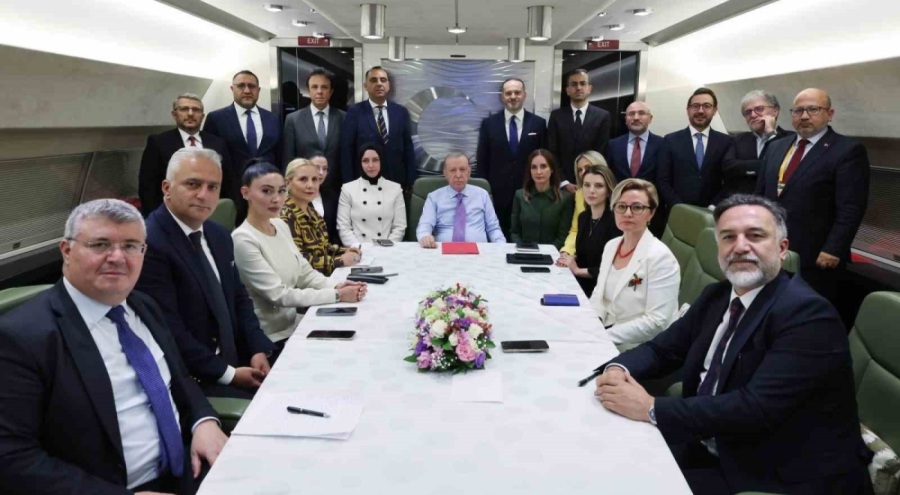 Cumhurbaşkanı Erdoğan: "Biz F-35'lerden de vazgeçmiş değiliz. Projeye dönüş ile ilgili niyetimizi muhataplarımızla görüşüyoruz"