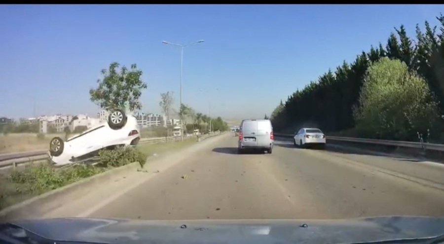 Kontrolden çıktı böyle takla attı, kaza yapan çiftin burnu kanamadı