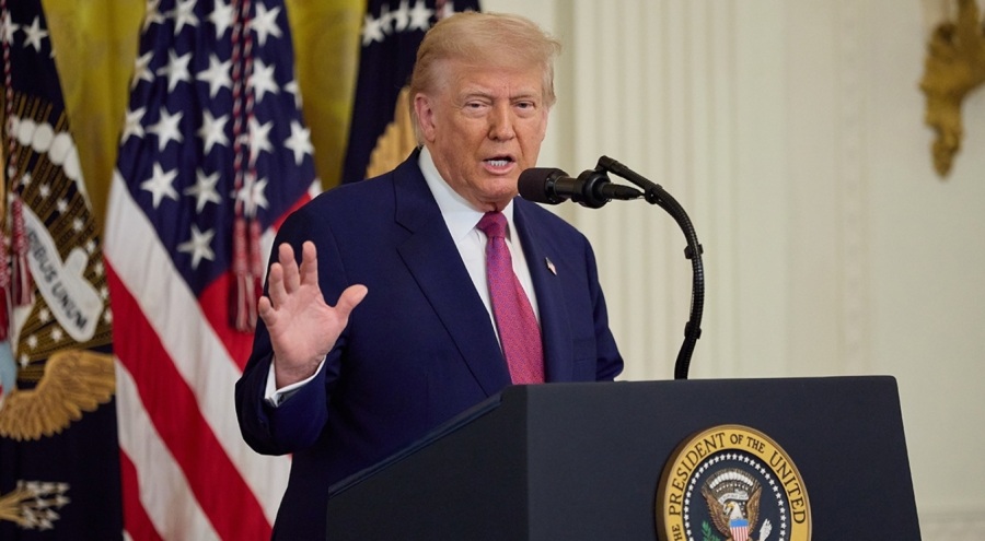 Trump: "İran uranyum zenginleştirmeye devam ederse yeniden vururuz"