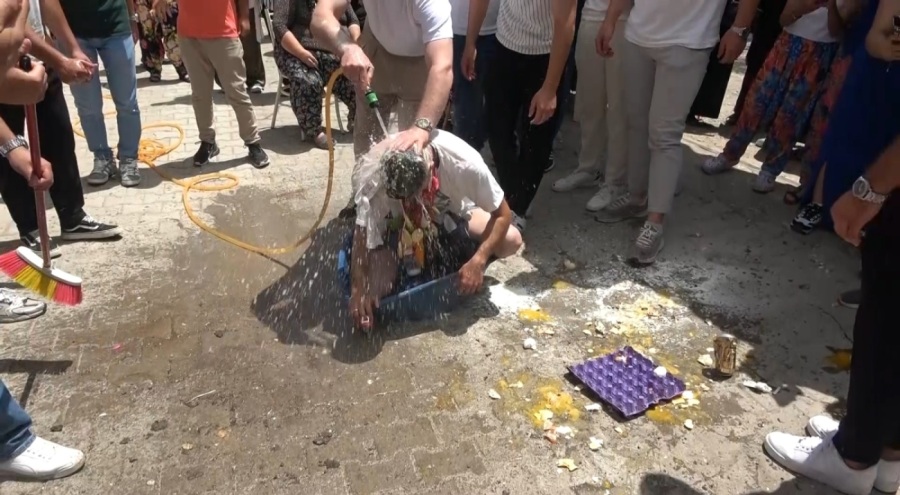 Bursa'da damada işkence gibi düğün...Başına gelmeyen kalmadı