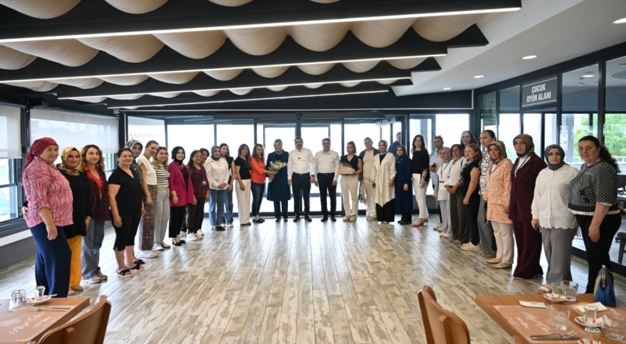 Başkan Yılmaz üreten kadınları ağırladı