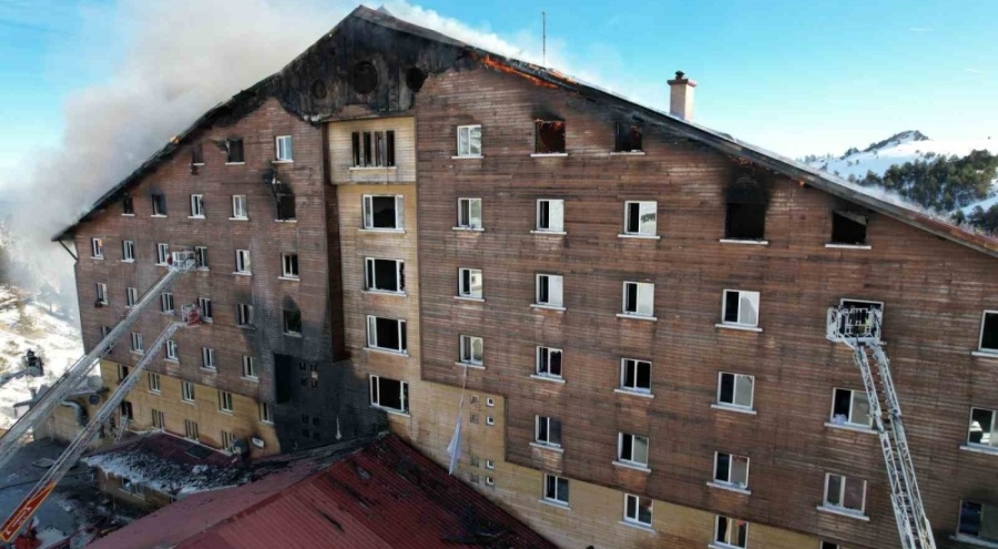 Otel yangını davasında sanık savunmalarına geçildi: "Sorumluluğum yok"