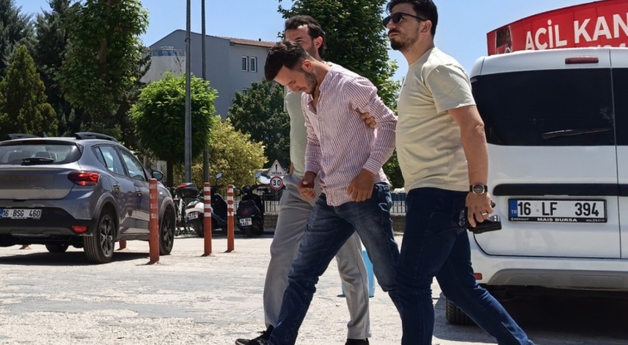 Telefonda başlayan tartışma kanlı bitti: 1 yaralı