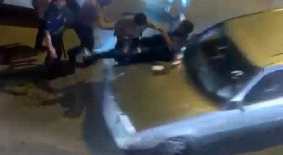 Bursa'da Polisin yakaladığı şüpheliyi korumak için polisleri böyle ezdi