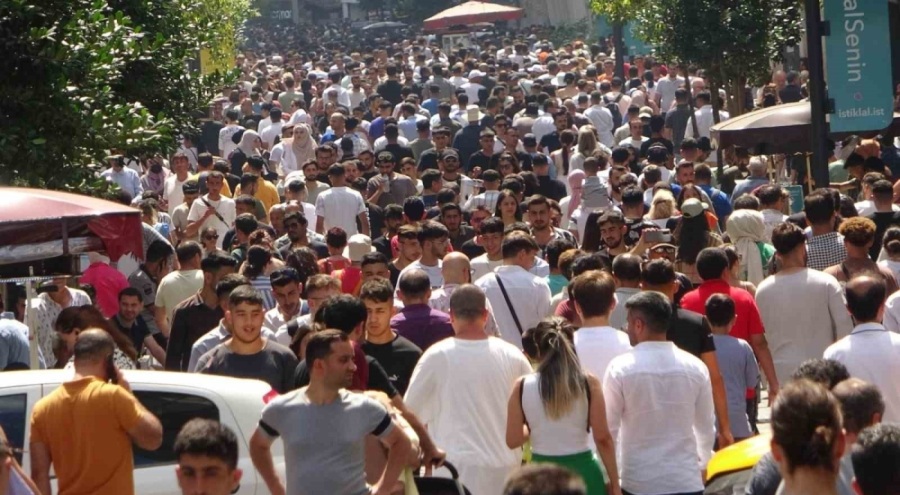 Türkiye'nin genç nüfus oranı AB üye ülkelerinden yüksek