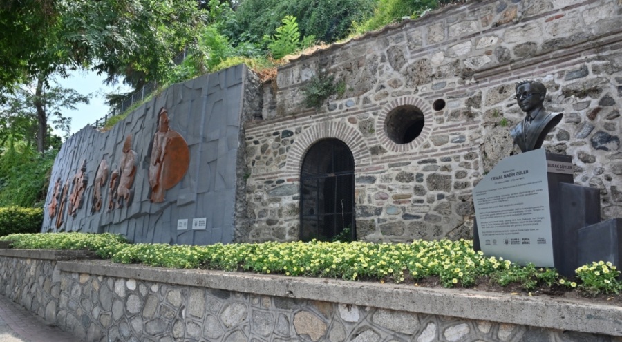 Büyükşehir, Bursalı sanatçı Cemal Nadir'in anısını yaşatıyor