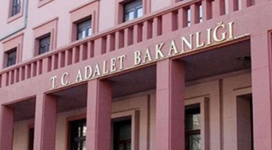 Adalet Bakanlığı'na 20 bin personel alınacak