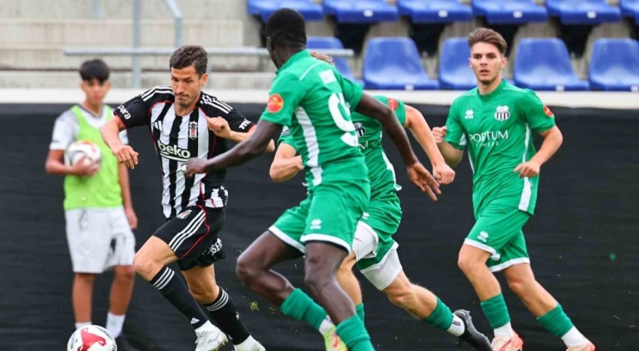 Hazırlık maçı: Beşiktaş: 1 - FC Petrzalka: 2