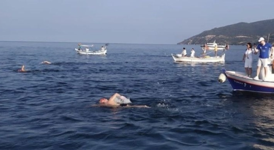 4. Açık Deniz Yüzme Maratonu Mudanya'da neticelendi