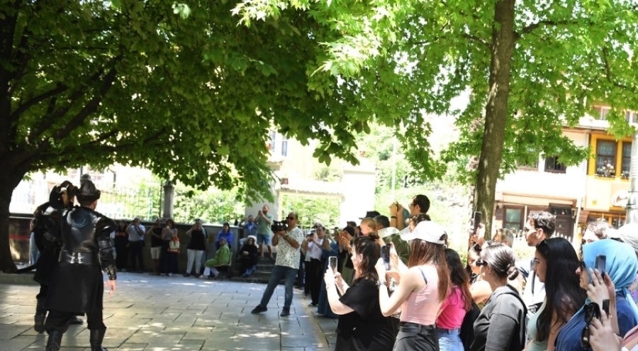 Yabancı Öğrenciler Sosyal Medya Hesaplarında Osmangazi'yi Tanıtacak