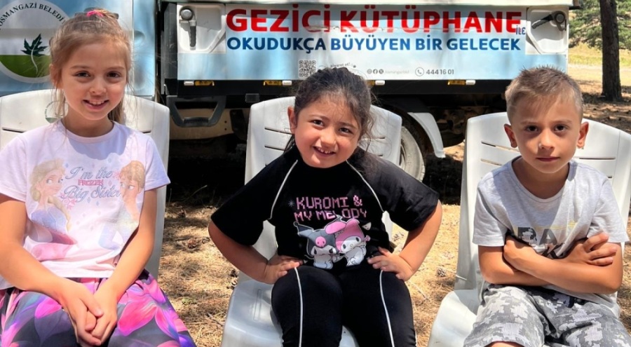 Gezici Kütüphane Çocukları Masallar İle Buluşturdu