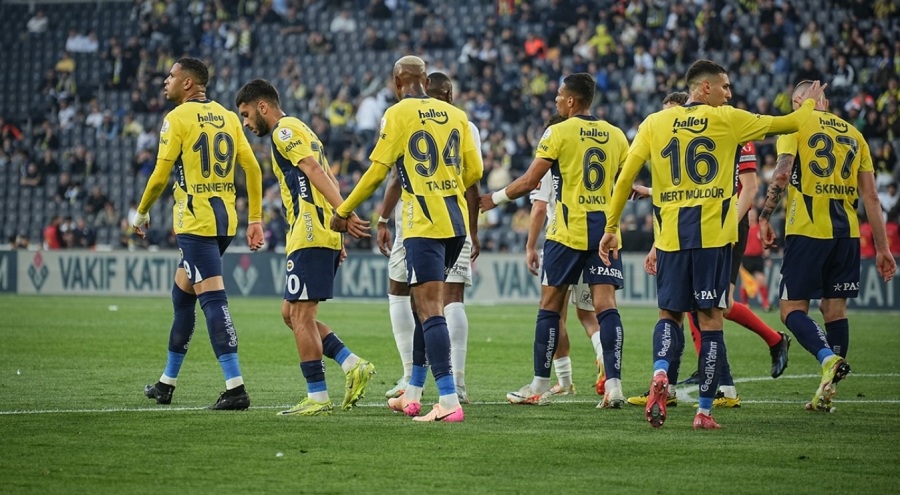 Fenerbahçe'nin rakibi Feyenoord oldu