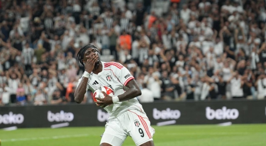 Tammy Abraham ilk resmi maçında golünü attı