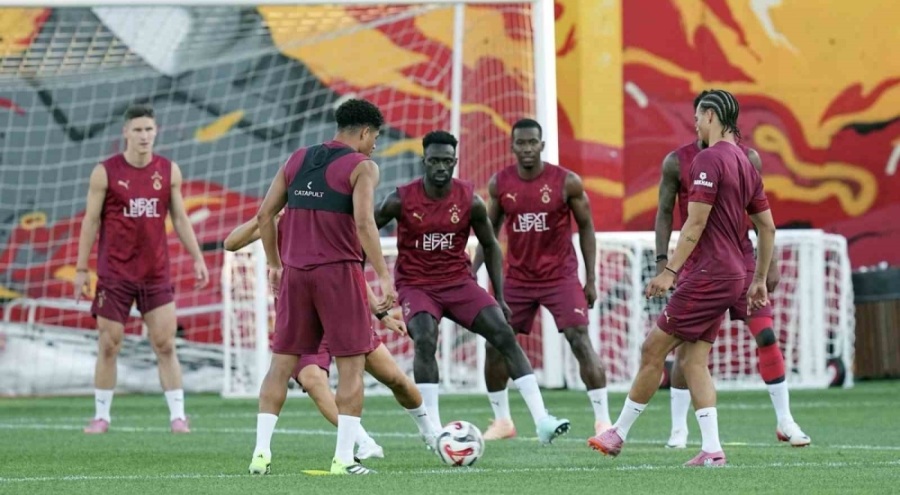 Galatasaray, yeni sezon hazırlıklarını sürdürdü