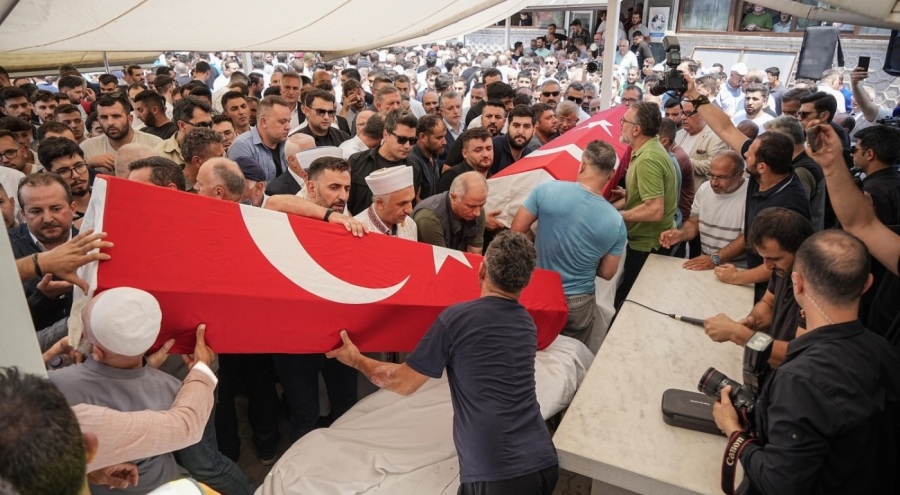 Bursa'daki Yangın şehitlerine son veda