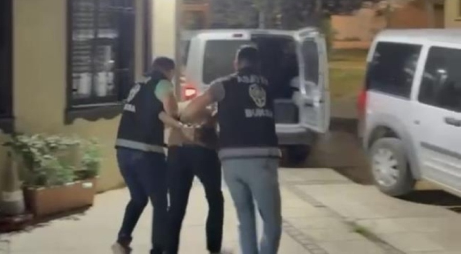 Bursa'da film gibi operasyon! Cinayet şüphelisi 12 yıl sonra yakalandı