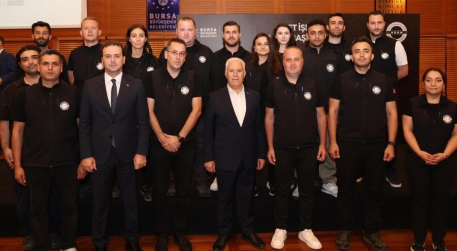 Başkan Bozbey'den alev savaşçılarına teşekkür