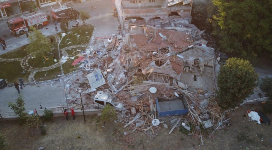 Balıkesir'de 6.1'lik deprem sonrası 237 artçı meydana geldi