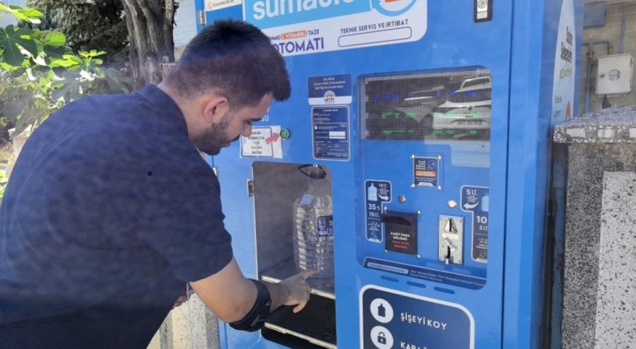 Bursa'da genç girişimci, kaliteli suyu ucuza satıyor