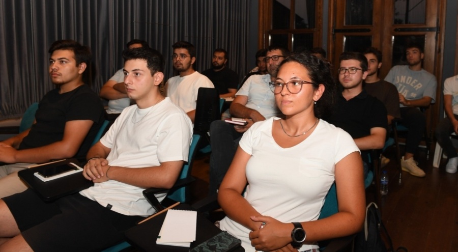 Osmangazi'de gençleri girişimciliğe teşvik eden buluşmalar