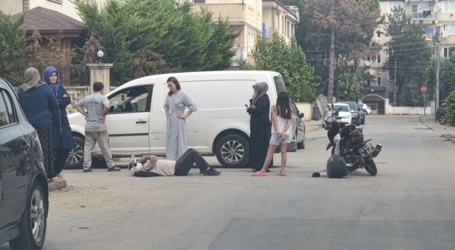 Ticari araca çarpan motosiklet sürücüsü yaralandı
