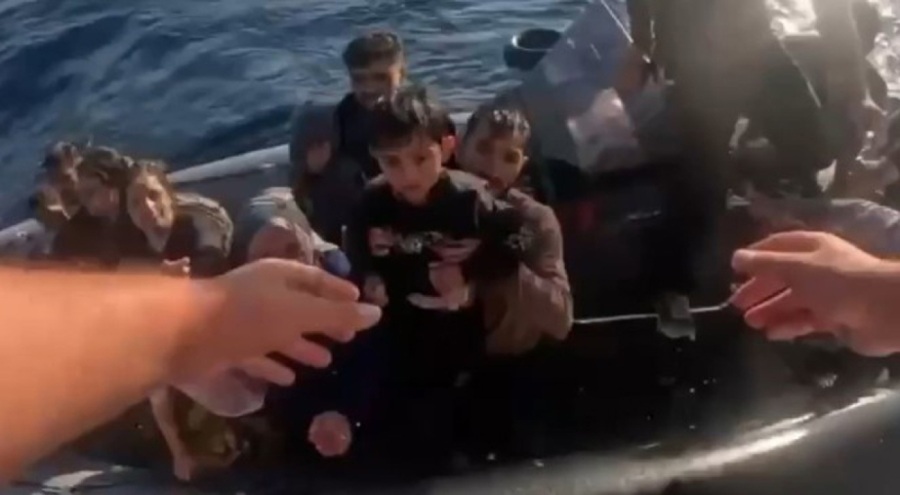 Faciaya ramak kala: 36 göçmen hayata tutundu