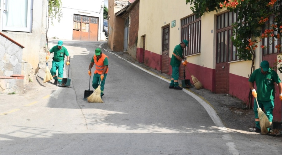 Osmangazi'de Her Gün 270 Kilometre Alan Temizleniyor