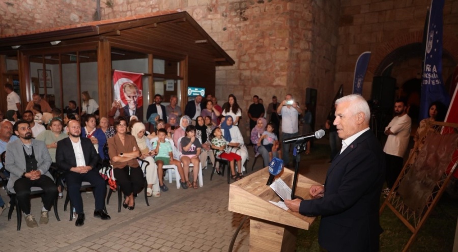 Karagöz, doğduğu şehirde yaşıyor