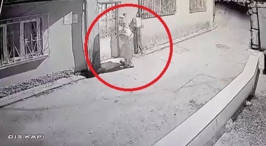 Bursa'da palyaço dehşeti! Çocukları bıçakla kovaladı