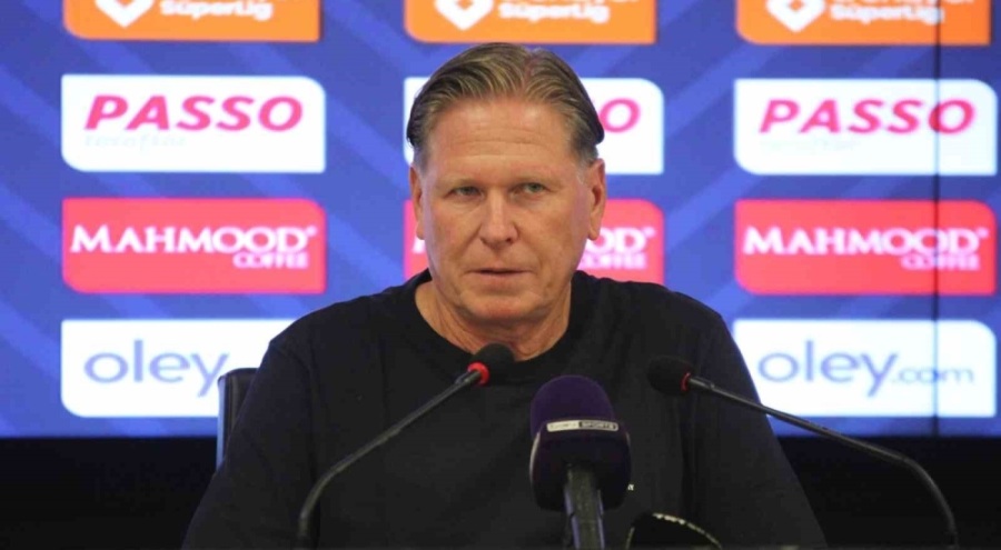 Markus Gisdol: "Takım halinde çalışmaya ve zaman geçirmeye ihtiyacımız var"