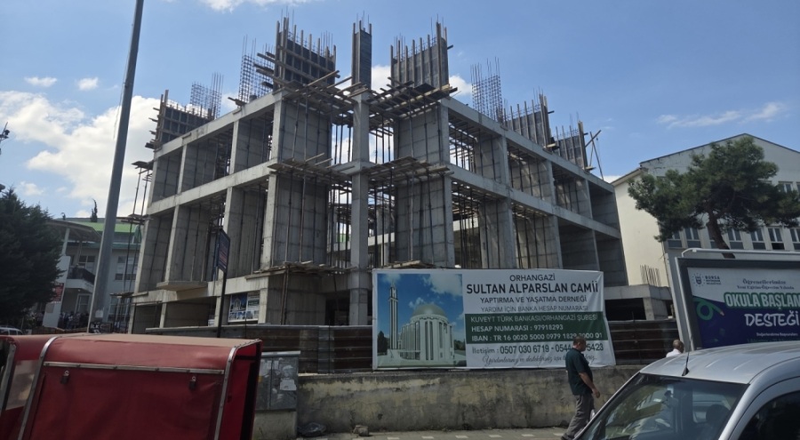 Bursa'da Cami inşaatından düşen işçi, hayatını kaybetti