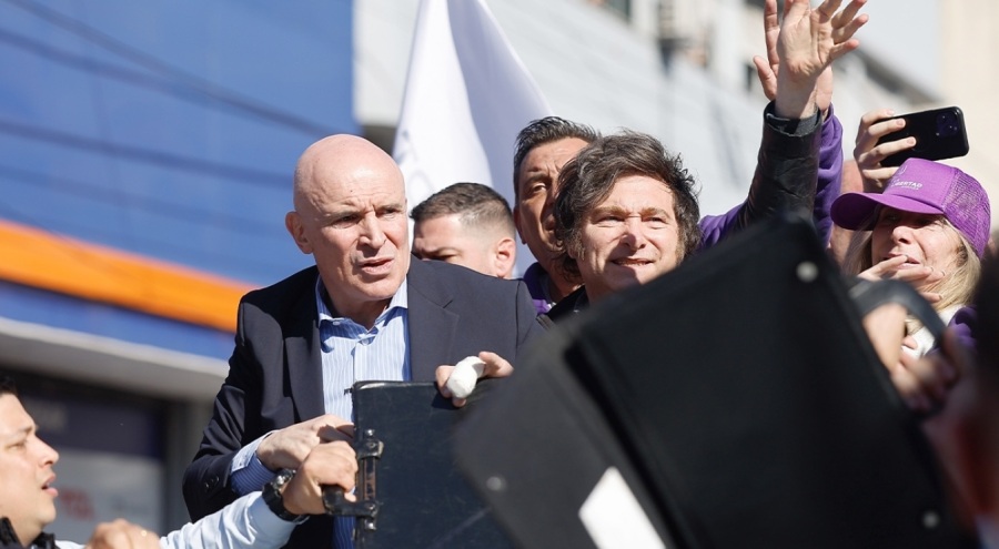 Arjantin Devlet Başkanı Milei'nin konvoyuna taşlı saldırı