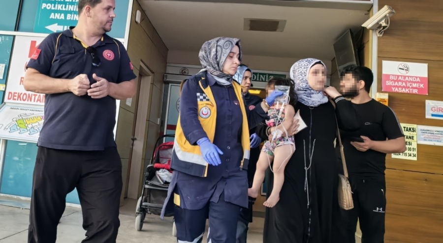 Fare zehri yiyen 2 yaşındaki çocuk hastaneye kaldırıldı