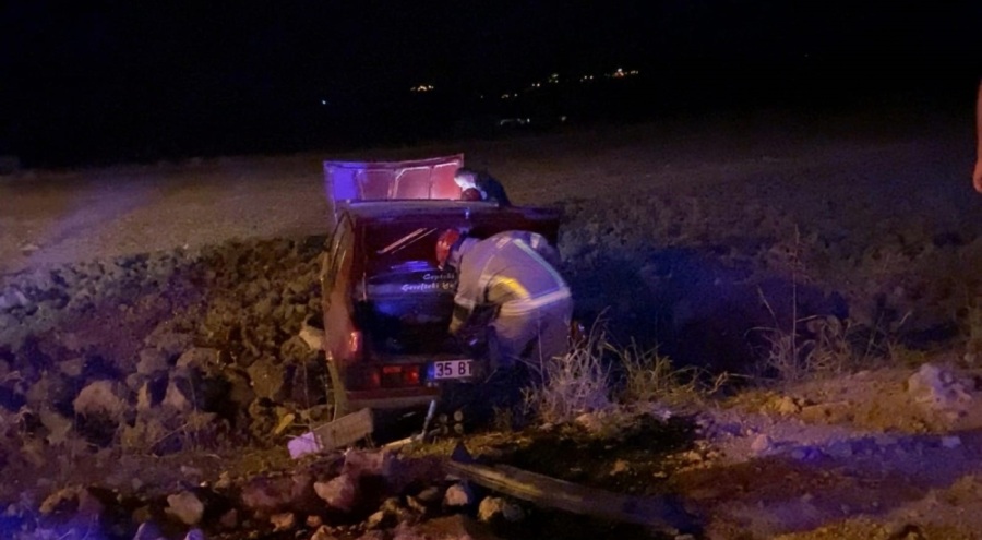 Damadının aracıyla kaçan adam tarlaya uçtu