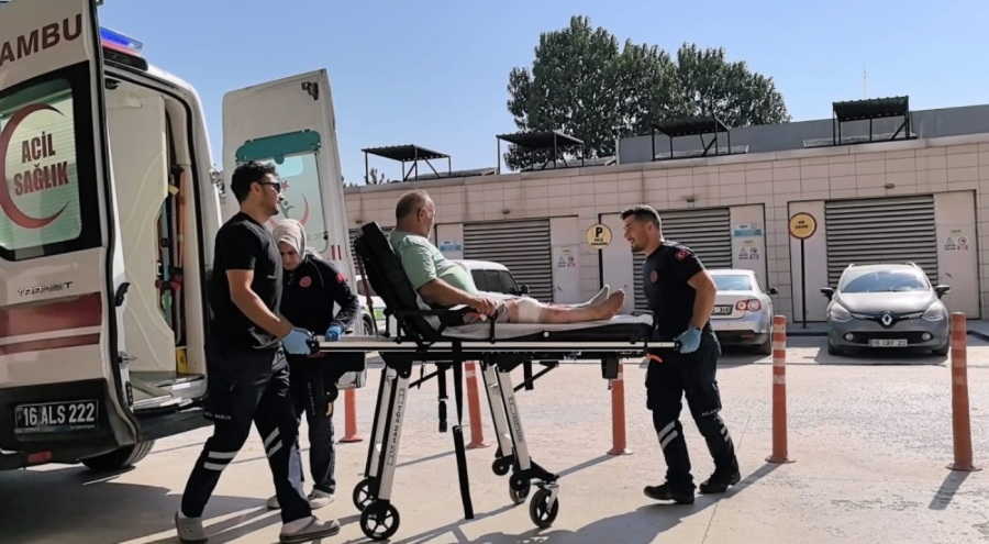 Spiralle bacağını kesen işçi hastaneye kaldırıldı