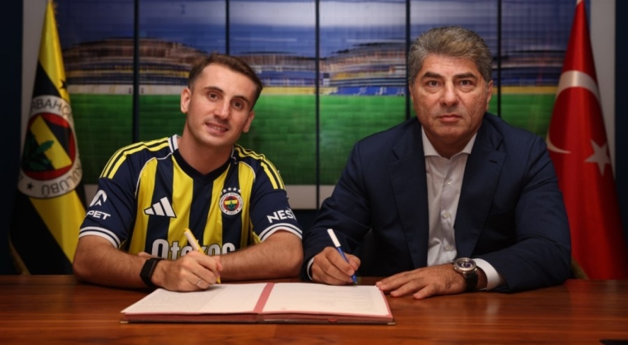Kerem Aktürkoğlu, Fenerbahçe ile 4 yıllık sözleşme imzaladı