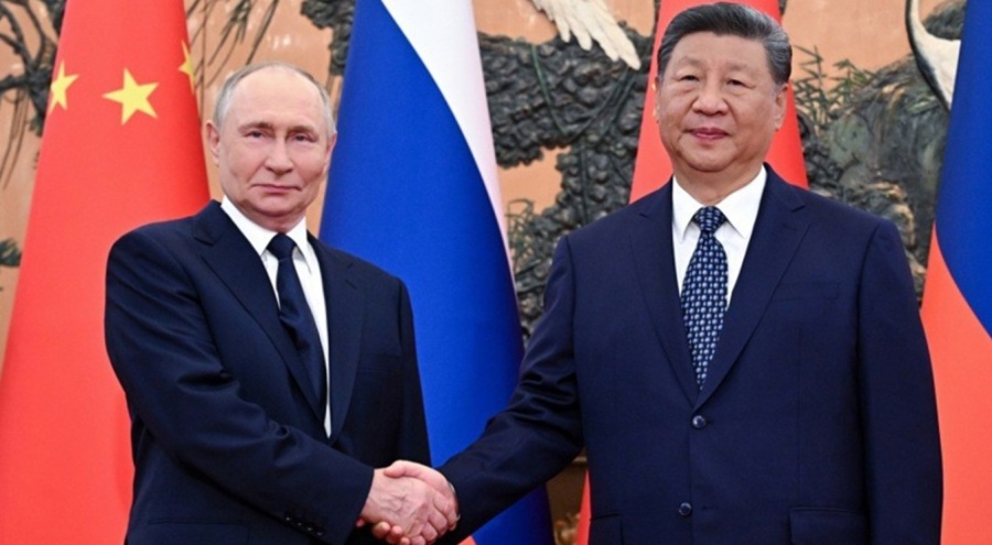 Çin Devlet Başkanı Xi, Rus mevkiidaşı Putin ile bir araya geldi