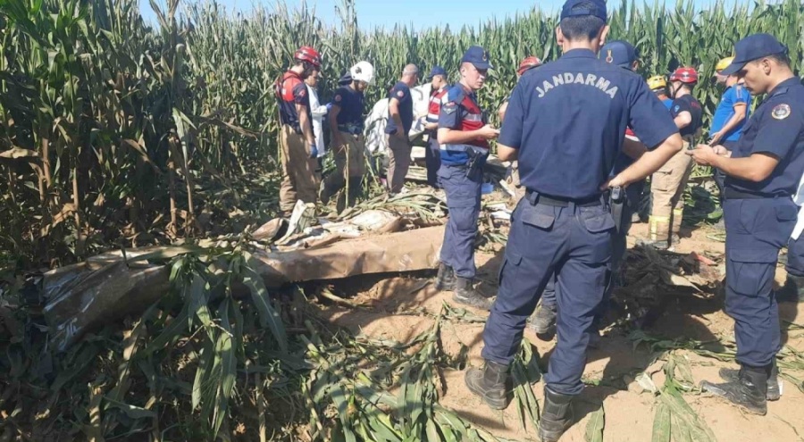 Eğitim uçağı düştü: 1 pilot hayatını kaybetti