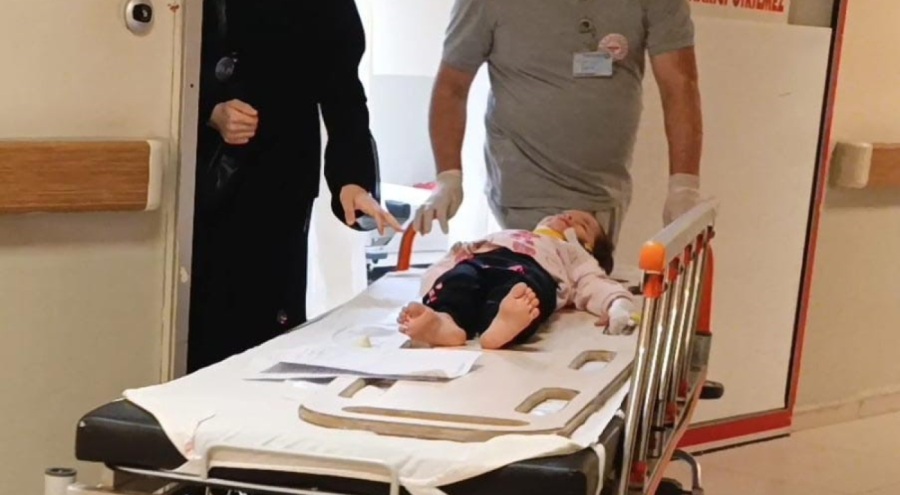 Bursa'da balkondan düşen 2 yaşındaki çocuk yaralandı