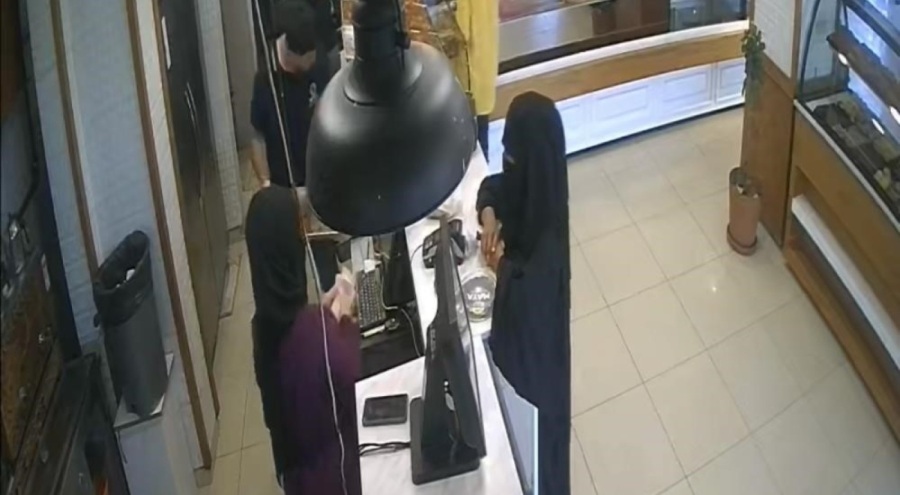 Bursa'daki kadın tırnakçılar polisi aşamadı, 40 yıl hapis cezasıyla arandığı ortaya çıktı