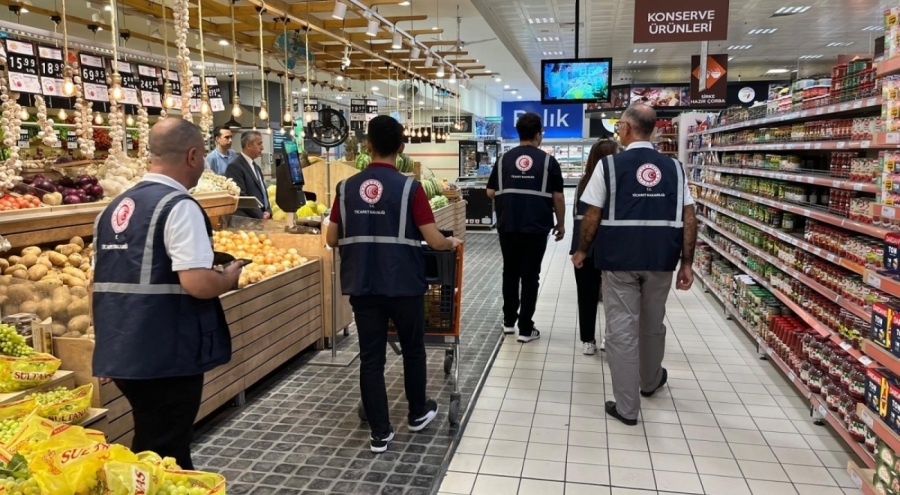 Bursa'da usule uymayan marketlere, 11 milyon ceza