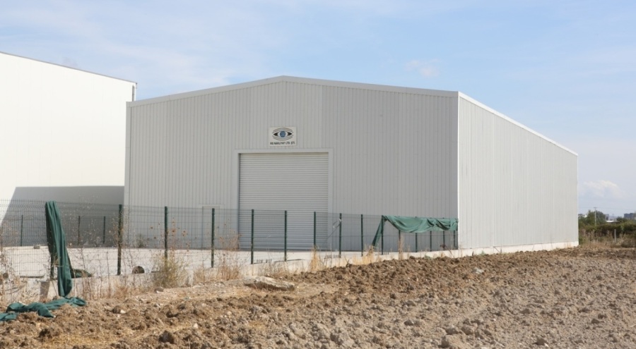 Yaylacık'ta kaçak iş yeri yıkıldı