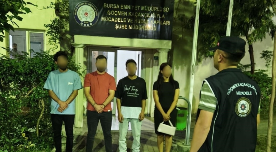 Bursa'da göçmen kaçakçılığı operasyonu: 4 kişi yakalandı