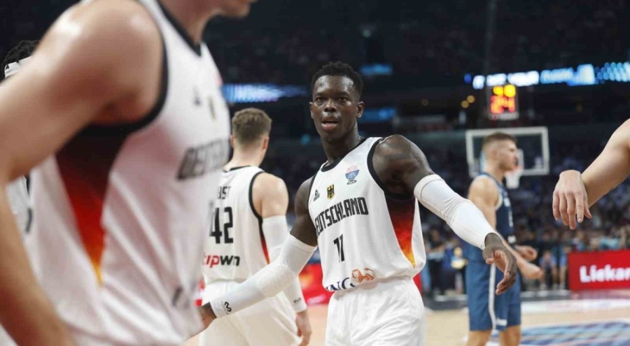 Almanya yarı finalde