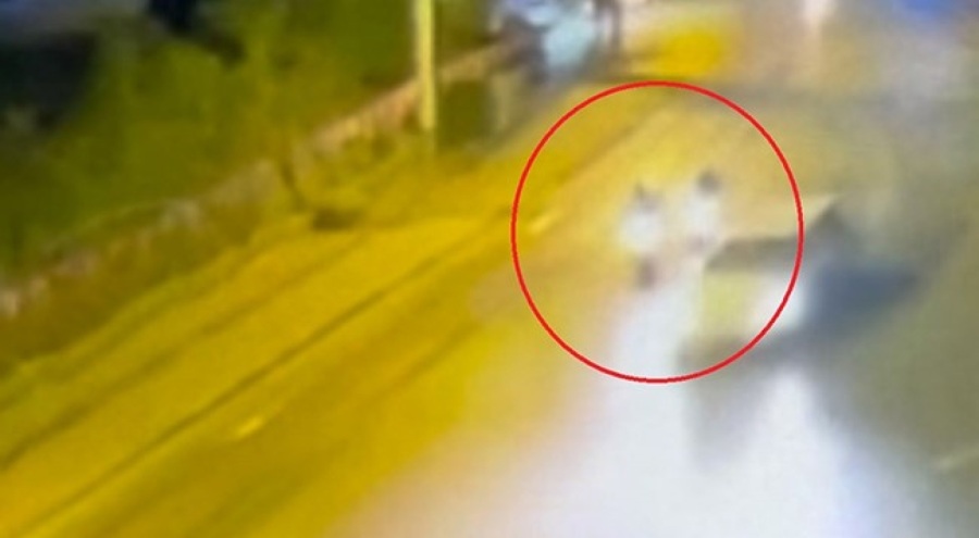 Bursa'da motosiklet kazası kameraya yansıdı: 1 yaralı