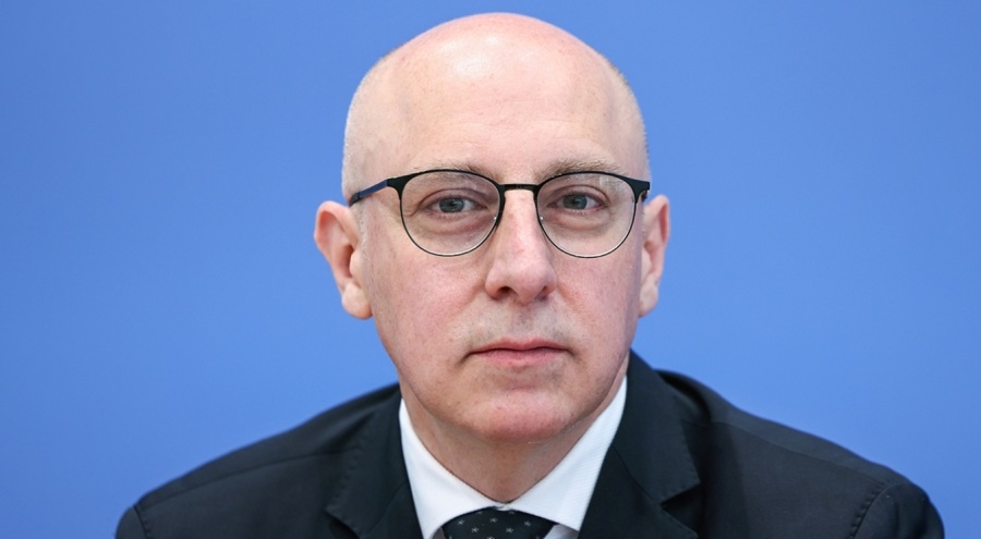 Almanya'da ilk: Anayasayı Koruma Teşkilatı başkanlığına Türk kökenli Sinan Selen atandı