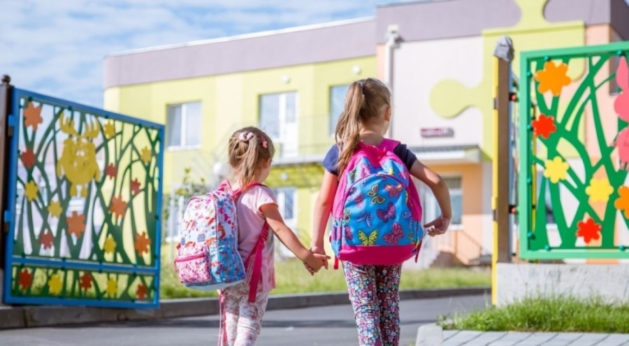 Okula uyum sürecinde ailelere önemli tavsiyeler