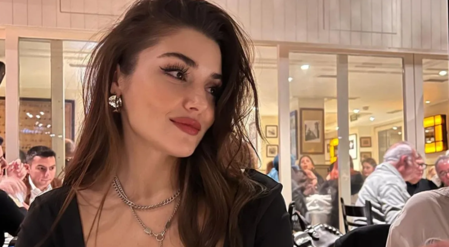 Hande Erçel, Dünyaca Ünlü İsimleri Geride Bıraktı