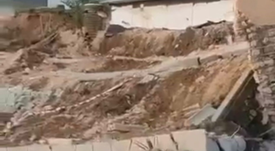 Bursa'da Sitede İstinat Duvarı Çöktü, Panik Yaşandı