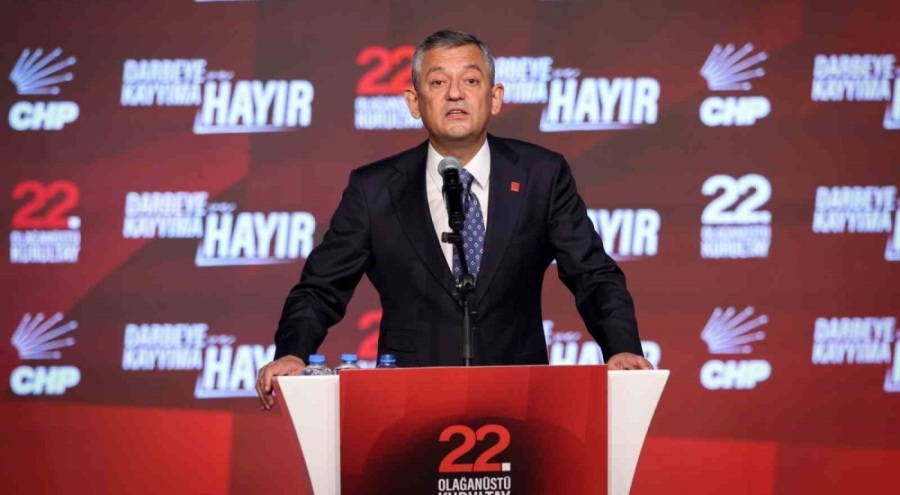 CHP Genel Başkanı Özel: "47 yıl sonra birinci parti olduk"